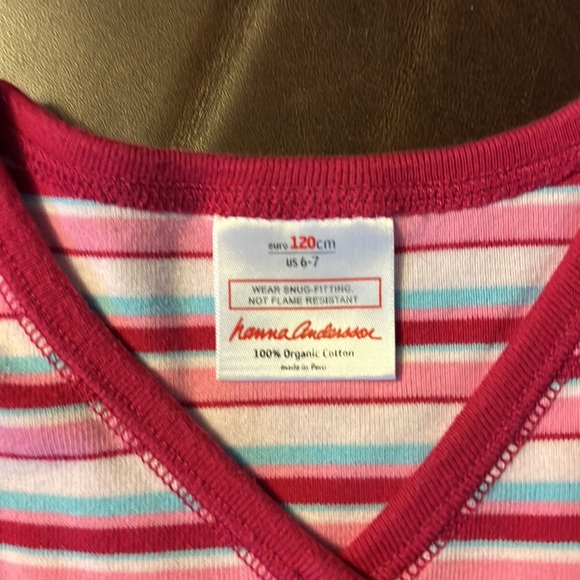 EUC Hanna Andersson girls’ pajamas, pink stripes, size 120 (6-7) - Picture 2 of 8
